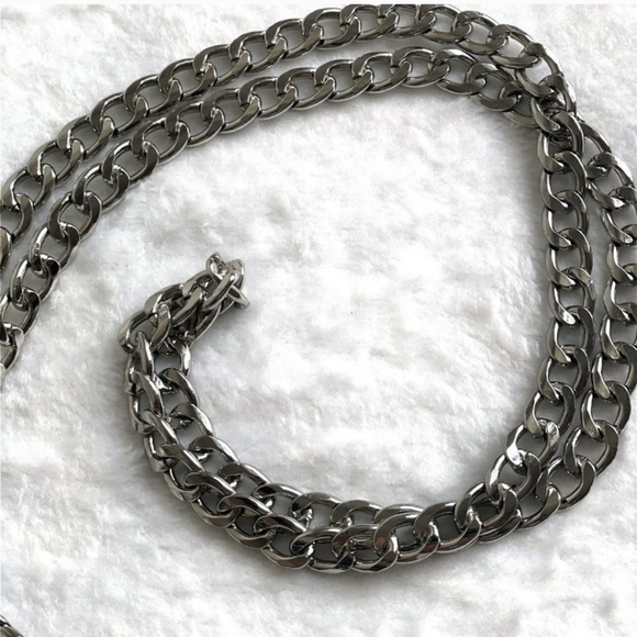 🔹️Skinny Dip🔹️ London Smiley Rhinestone crossbody bag NWT - Picture 4 of 6